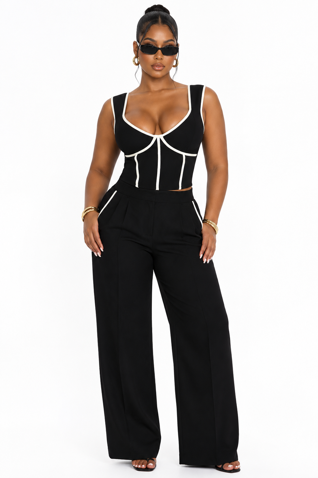 🖤 The Chic Contrast Set